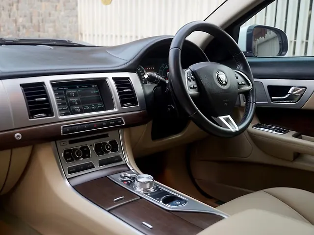 Used Jaguar XF [2013-2016] Petrol 2.0 in Delhi