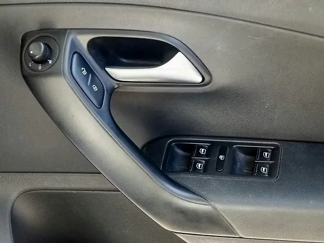 Used Volkswagen Polo [2016-2019] Comfortline 1.2L (P) in Delhi