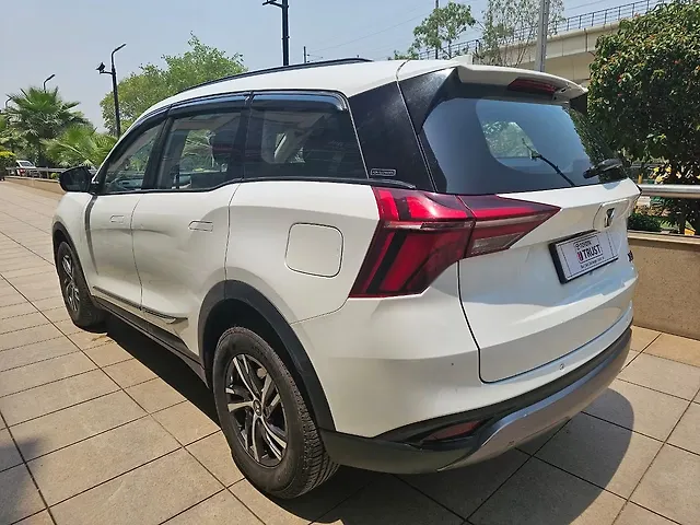 Used Mahindra XUV700 AX 5 Diesel MT 5 STR [2021] in Gurgaon