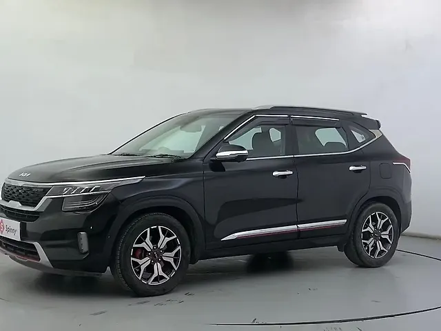 Used 2022 Kia Seltos in Ahmedabad