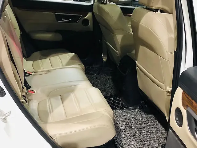 Used Honda CR-V 1.6 AWD Diesel AT in Hyderabad