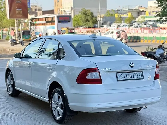 Used Skoda Rapid [2011-2014] Ambition 1.6 TDI CR MT in Rajkot