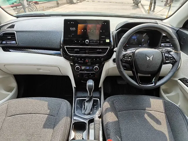 Used Mahindra XUV 3XO AX5 1.2 Petrol AT in Gurgaon