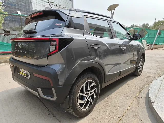 Used Mahindra XUV 3XO AX5 1.2 Petrol AT in Gurgaon