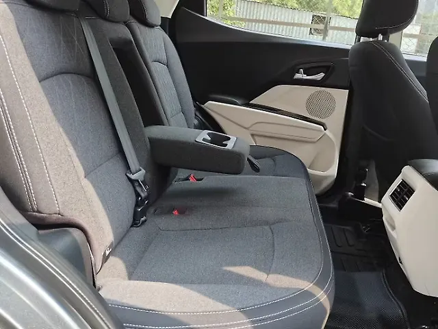 Used Mahindra XUV 3XO AX5 1.2 Petrol AT in Gurgaon