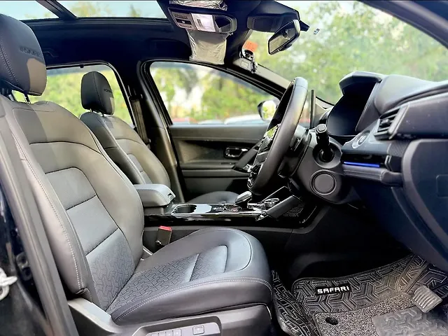 Used Tata Safari Accomplished Plus 6 STR Dark Edition AT in Mumbai