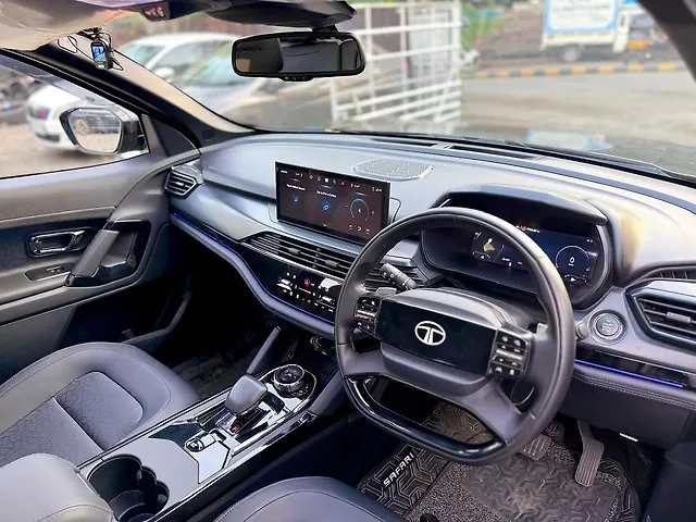 Used Tata Safari Accomplished Plus 6 STR Dark Edition AT in Mumbai