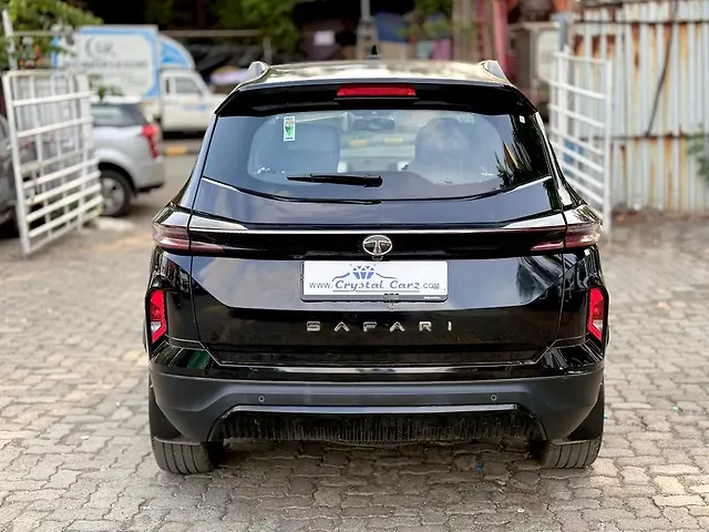 Used Tata Safari Accomplished Plus 6 STR Dark Edition AT in Mumbai