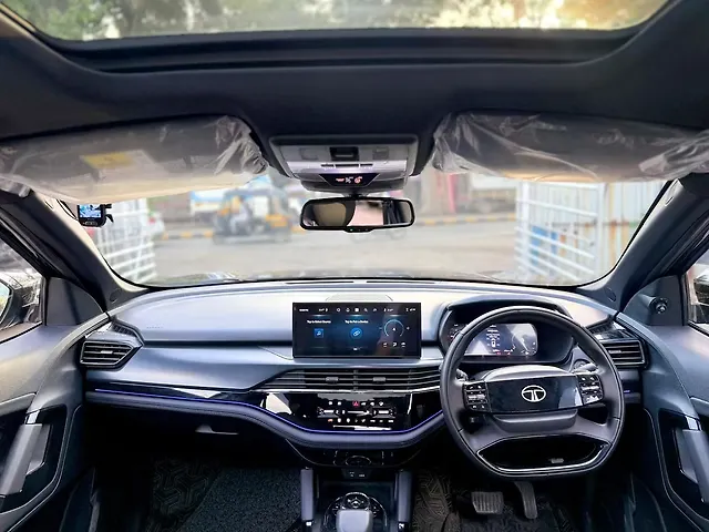 Used Tata Safari Accomplished Plus 6 STR Dark Edition AT in Mumbai