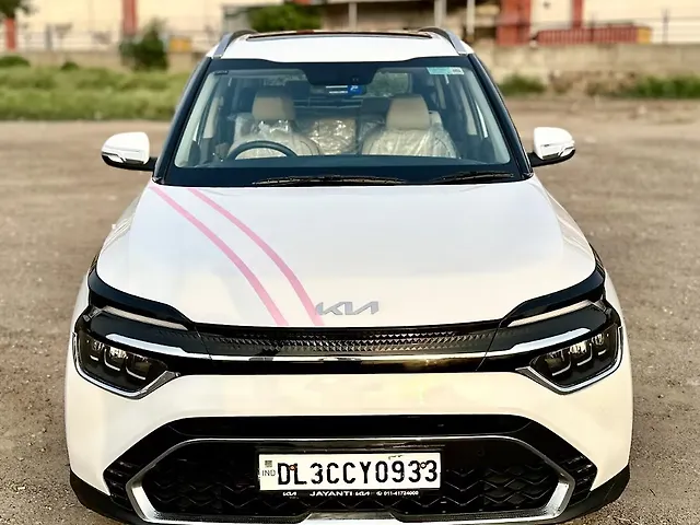Used 2023 Kia Carens in Delhi