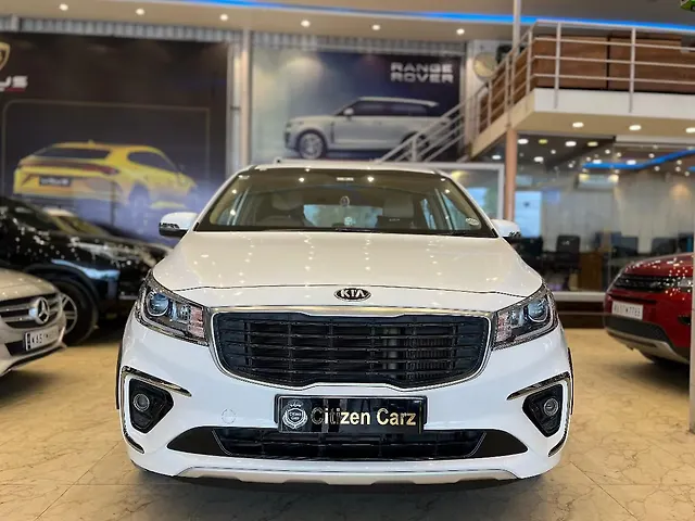 Used 2021 Kia Carnival in Bangalore