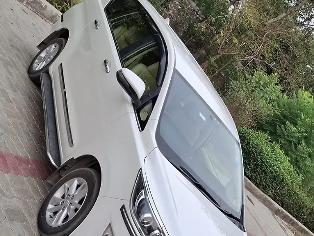 Used Toyota Innova Crysta [2016-2020] 2.4 VX 7 STR [2016-2020] in Lucknow