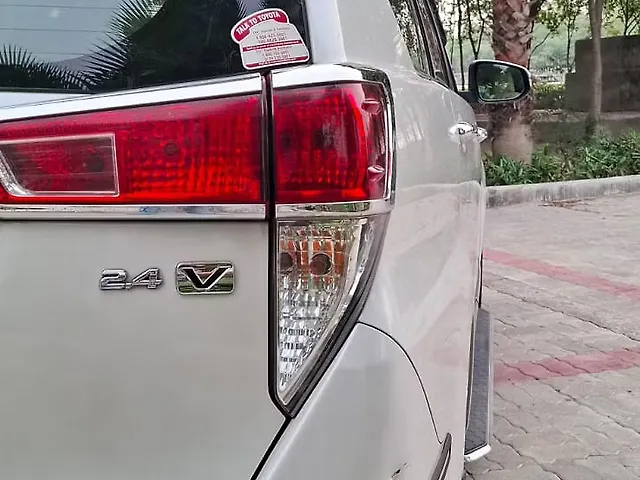 Used Toyota Innova Crysta [2016-2020] 2.4 VX 7 STR [2016-2020] in Lucknow