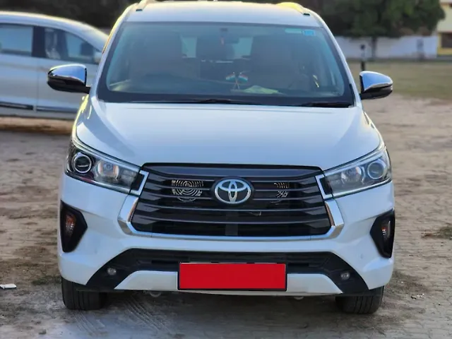 Used 2021 Toyota Innova Crysta in Lucknow