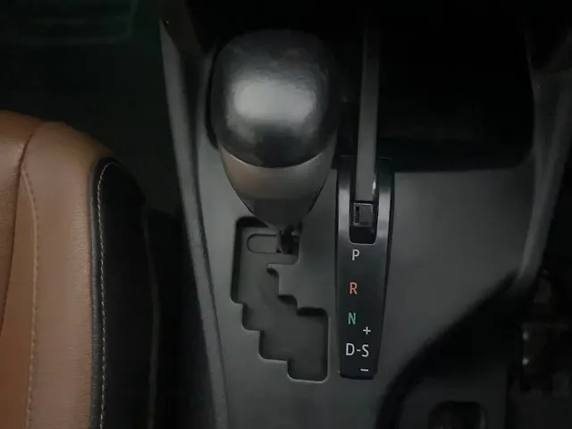 Used Toyota Innova Crysta [2016-2020] 2.8 ZX AT 7 STR [2016-2020] in Hyderabad