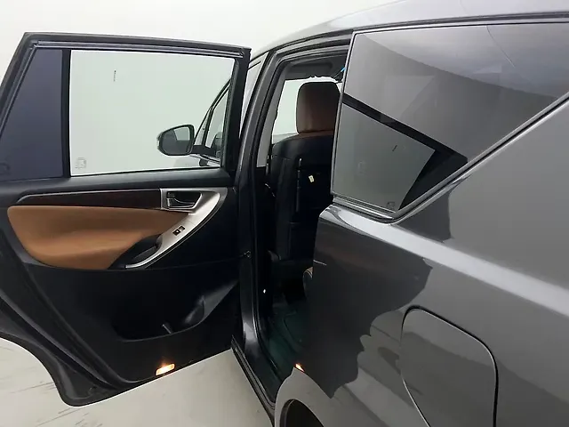 Used Toyota Innova Crysta [2016-2020] 2.8 ZX AT 7 STR [2016-2020] in Hyderabad