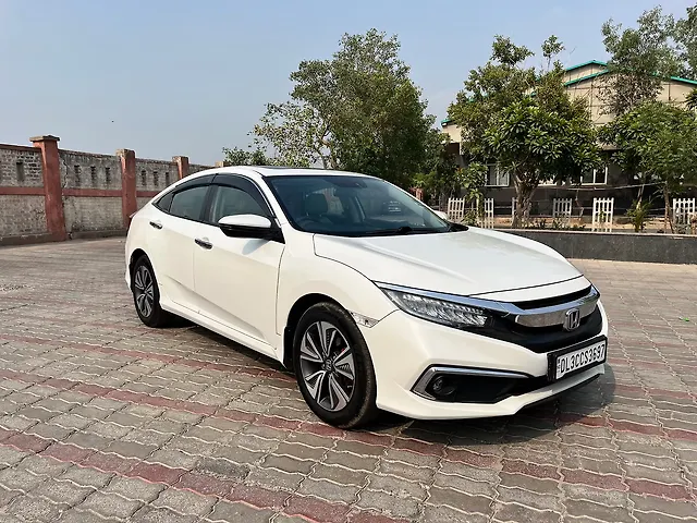 Used 2020 Honda Civic in Delhi