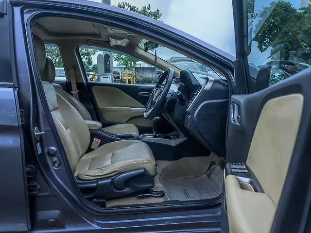 Used Honda City 4th Generation VX CVT Petrol in Mumbai