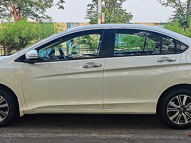 Used Honda City 4th Generation V CVT Petrol [2017-2019] in Mumbai