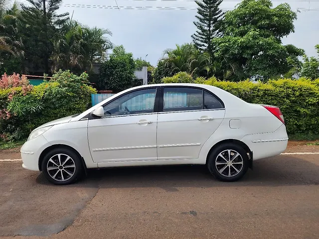 Used Tata Indigo eCS [2010-2013] LX TDI  BS-III in Kolhapur