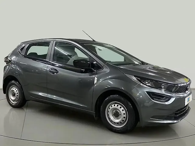 Used 2022 Tata Altroz in Mumbai