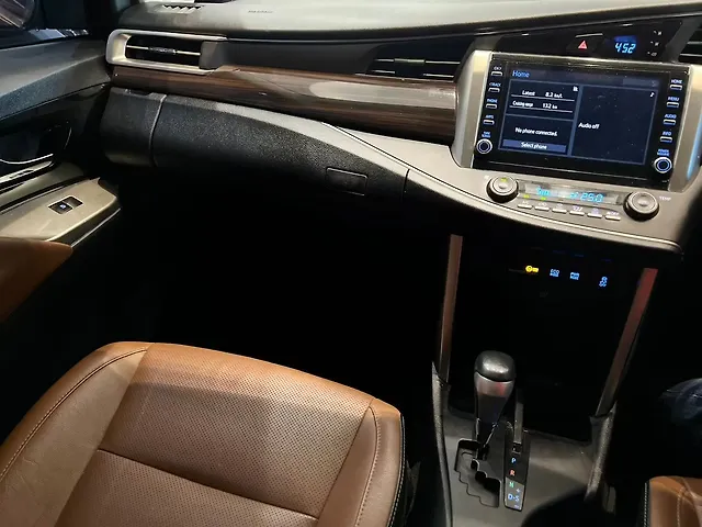 Used Toyota Innova Crysta [2016-2020] 2.4 G Plus 8 STR [2019-2020] in Hyderabad
