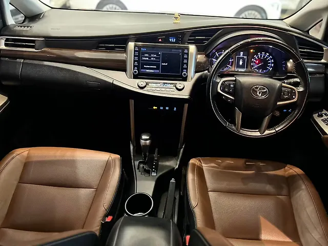 Used Toyota Innova Crysta [2016-2020] 2.4 G Plus 8 STR [2019-2020] in Hyderabad