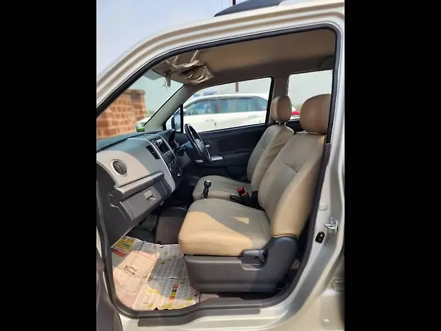 Used Maruti Suzuki Wagon R 1.0 [2010-2013] LXi in Kolhapur