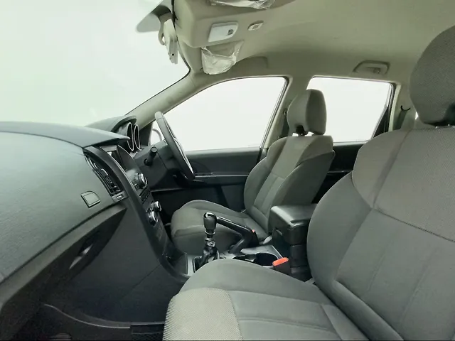 Used Mahindra XUV500 W5 [2018-2020] in Delhi