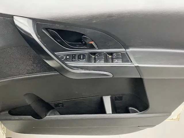 Used Mahindra XUV500 W5 [2018-2020] in Delhi