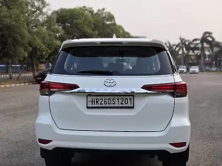 Used Toyota Fortuner [2016-2021] 2.8 4x2 AT [2016-2020] in Chandigarh