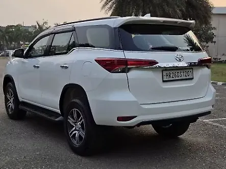 Used Toyota Fortuner [2016-2021] 2.8 4x2 AT [2016-2020] in Chandigarh