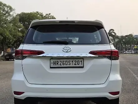 Used Toyota Fortuner [2016-2021] 2.8 4x2 AT [2016-2020] in Chandigarh