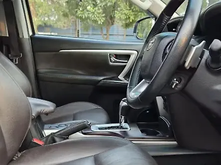 Used Toyota Fortuner [2016-2021] 2.8 4x2 AT [2016-2020] in Chandigarh
