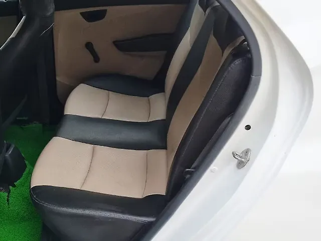 Used Hyundai Eon Era + AirBag in Lucknow