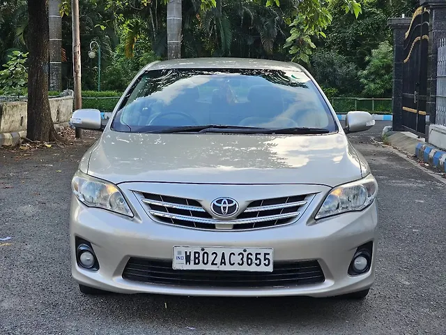 Used 2013 Toyota Corolla Altis in Kolkata