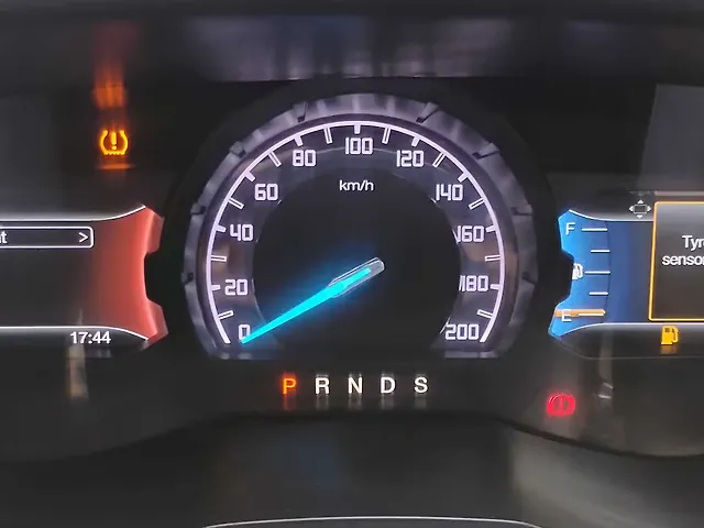 Used Ford Endeavour [2016-2019] Titanium 2.2 4x2 AT [2016-2018] in Agra