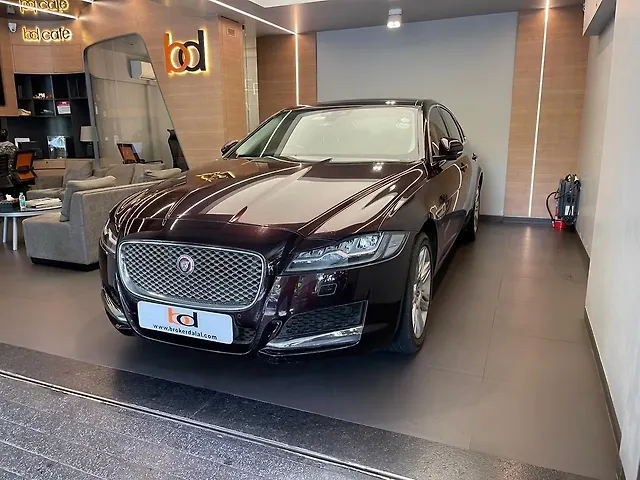 Used Jaguar XF Prestige Petrol CBU in Mumbai