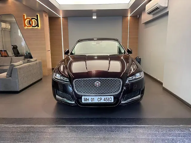 Used Jaguar XF Prestige Petrol CBU in Mumbai