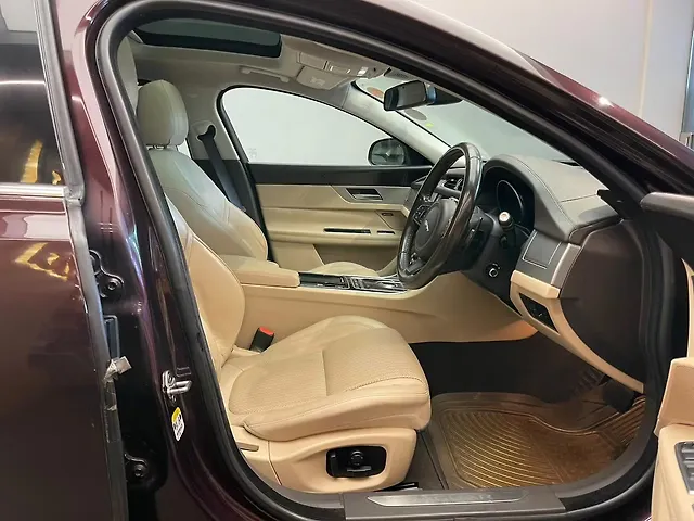 Used Jaguar XF Prestige Petrol CBU in Mumbai