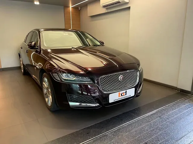 Used Jaguar XF Prestige Petrol CBU in Mumbai