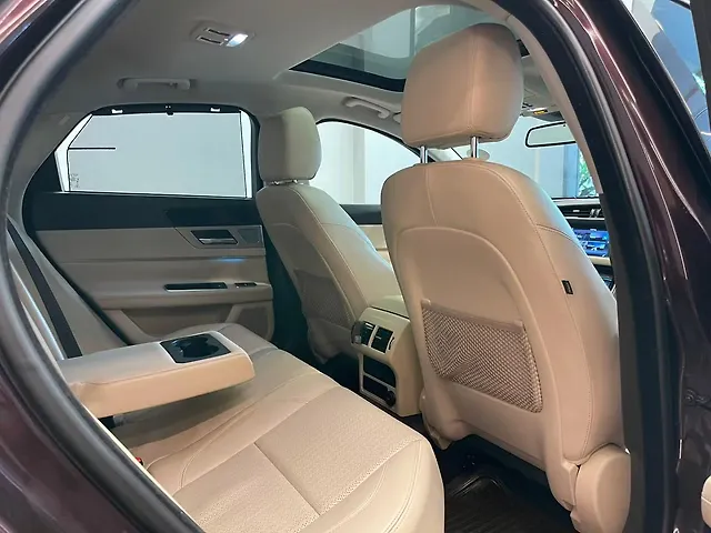Used Jaguar XF Prestige Petrol CBU in Mumbai