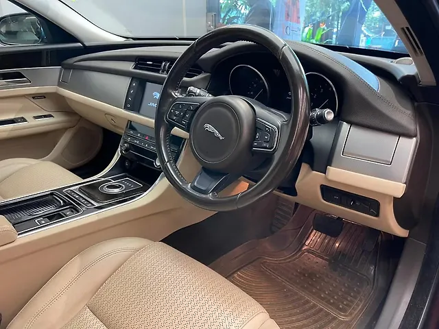 Used Jaguar XF Prestige Petrol CBU in Mumbai