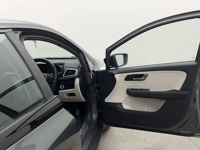 Used Tata Altroz [2020] XZ Petrol [2020-2023] in Hyderabad