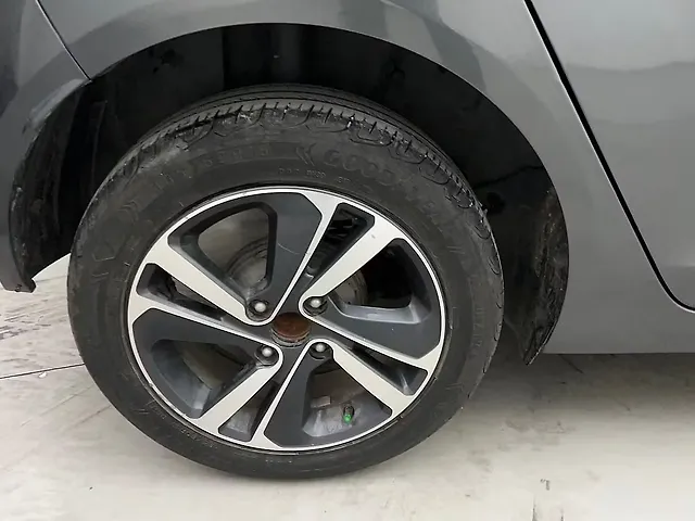 Used Tata Altroz [2020] XZ Petrol [2020-2023] in Hyderabad