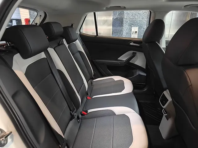 Used Volkswagen Taigun [2021-2023] Topline 1.0 TSI MT in Ahmedabad