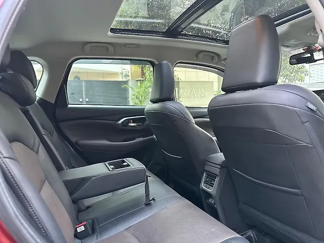 Used Toyota Urban Cruiser Hyryder V Hybrid [2022-2023] in Delhi