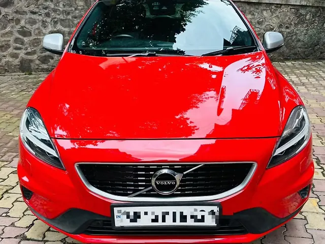 Used 2017 Volvo V40 in Pune