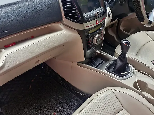 Used Mahindra XUV300 [2019-2024] W8(O) 1.5 Diesel Dual Tone [2020] in Ranchi