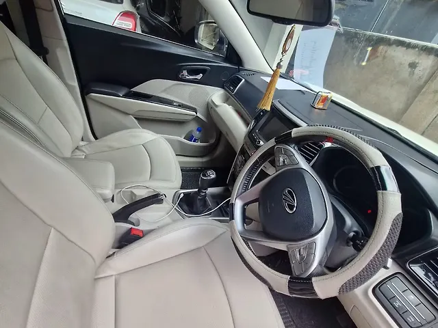 Used Mahindra XUV300 [2019-2024] W8(O) 1.5 Diesel Dual Tone [2020] in Ranchi